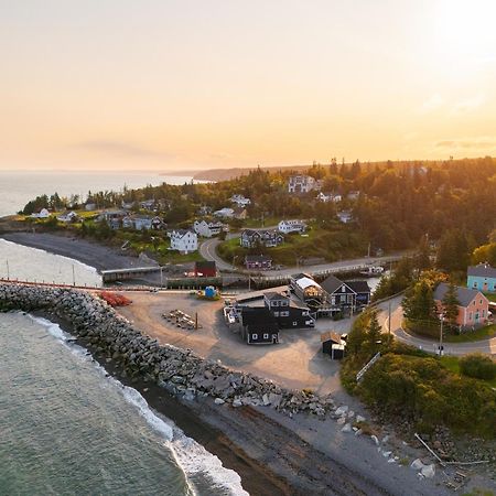 Tides Inn Guest Suites Halls Harbour Esterno foto